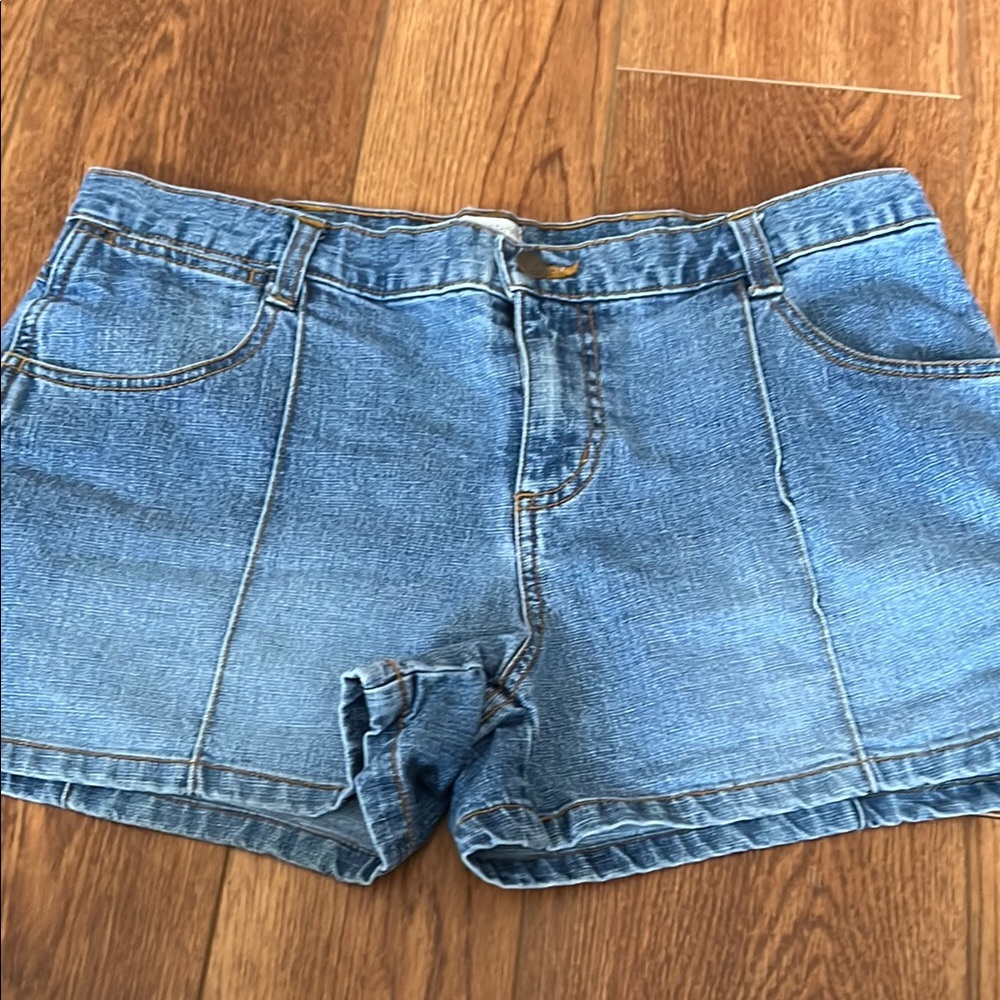 No Boundaries Blue Jean Shorts Casual Summer Style